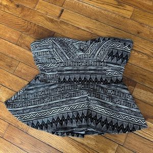 Super cute strapless top